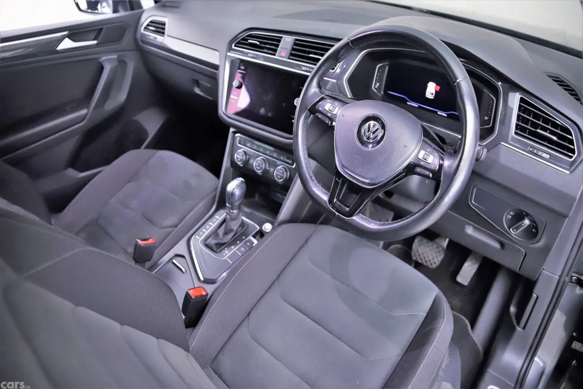 Volkswagen Tiguan SUV, Petrol, 2019, Grey