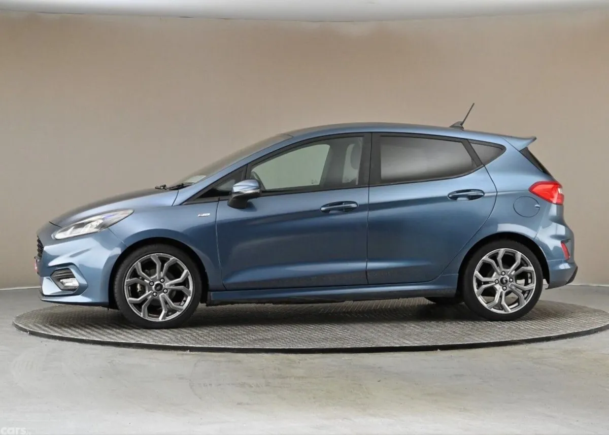 Ford Fiesta Hatchback, Petrol, 2021, Blue