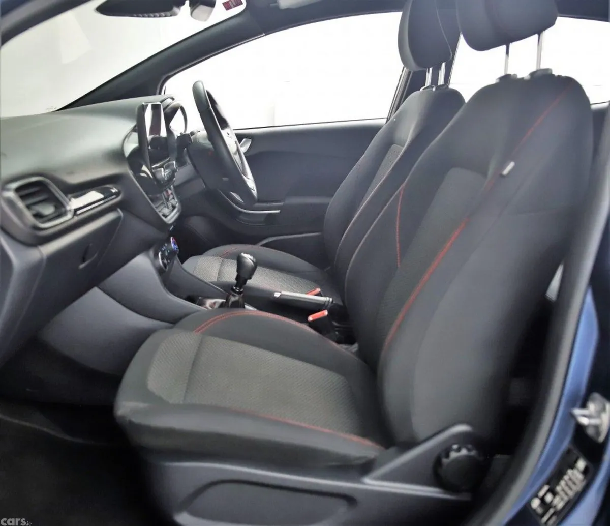 Ford Fiesta Hatchback, Petrol, 2021, Blue