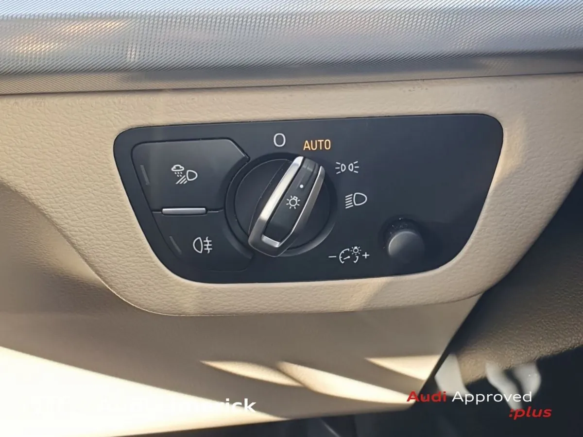 Audi Q5 SUV, Diesel, 2023, Grey