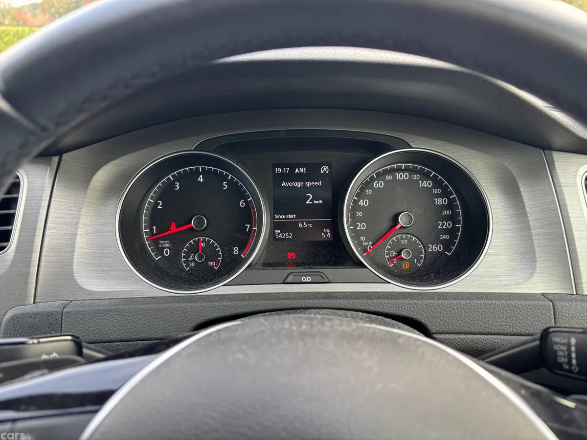 Volkswagen Golf Hatchback, Petrol, 2016, White