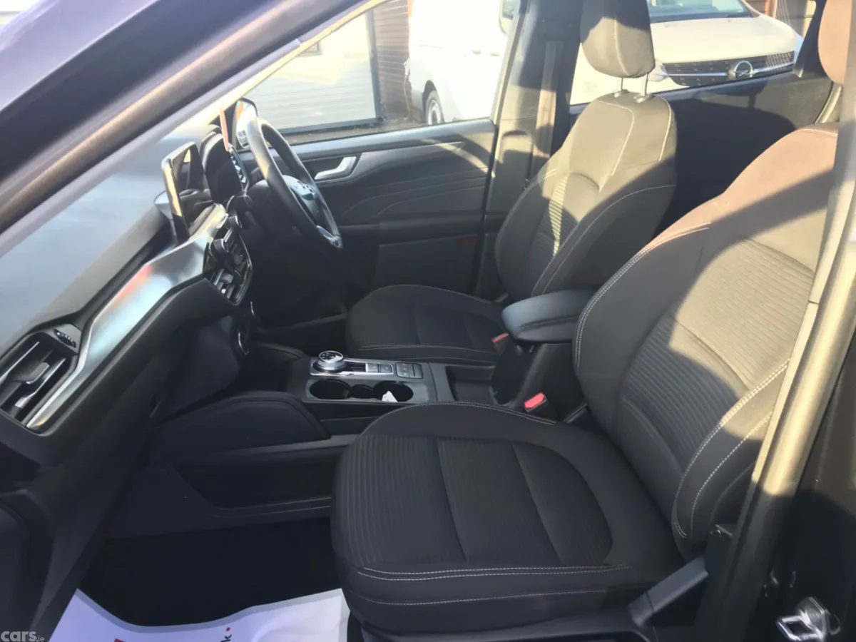 Ford Kuga SUV, Petrol Plug-in Hybrid, 2023, Black