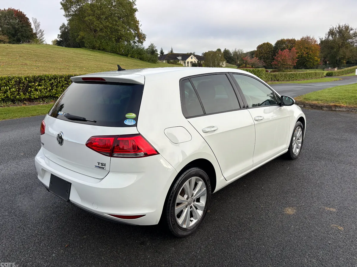 Volkswagen Golf Hatchback, Petrol, 2016, White