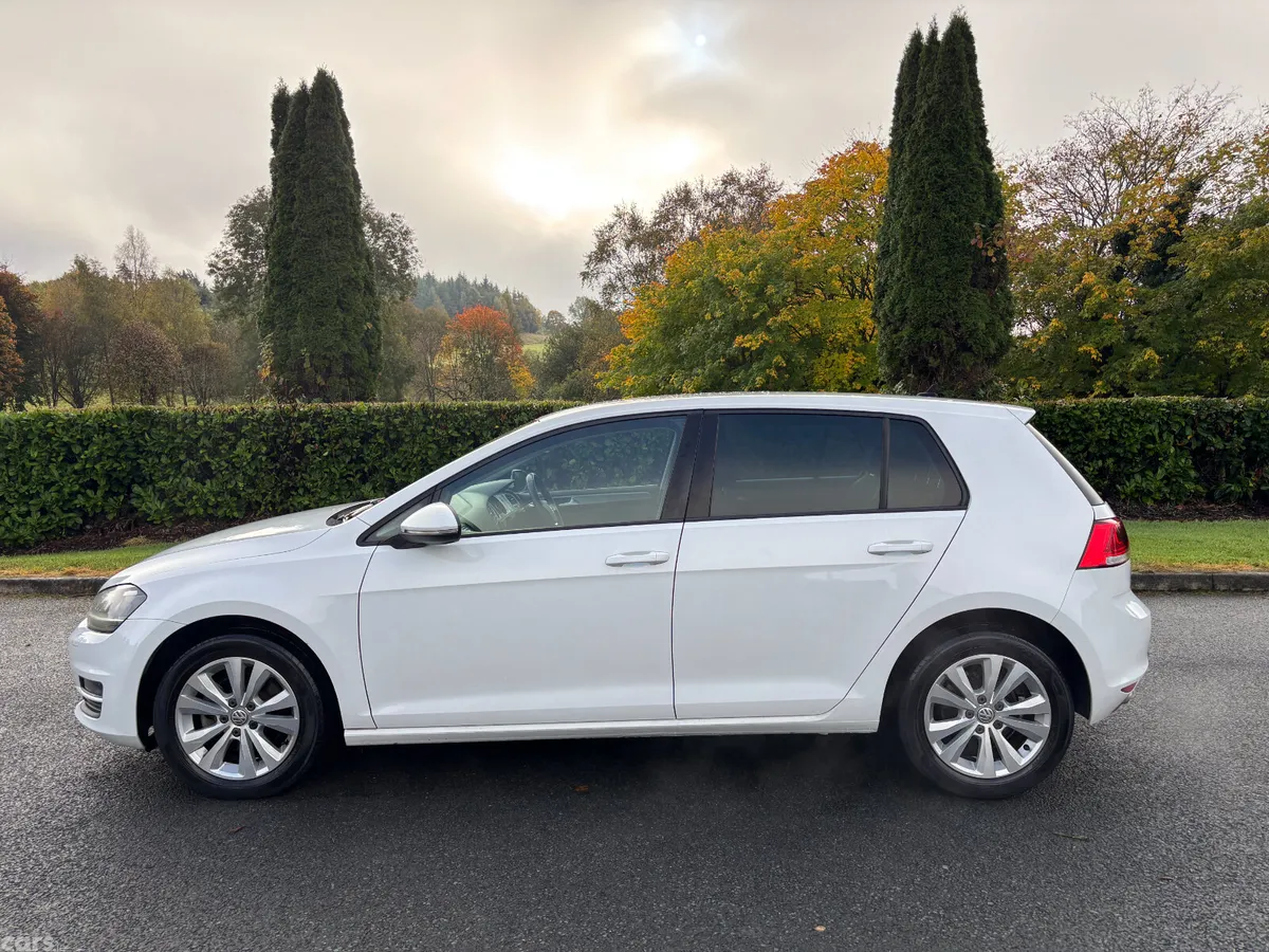 Volkswagen Golf Hatchback, Petrol, 2016, White