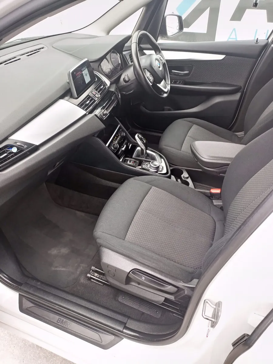 BMW 2-Series MPV, Petrol, 2019, White