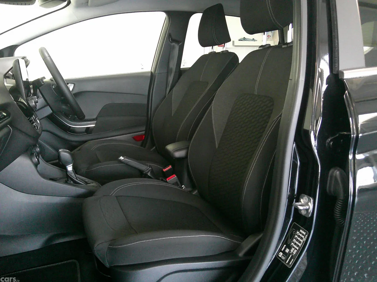 Ford Fiesta Hatchback, Petrol Hybrid, 2022, Black