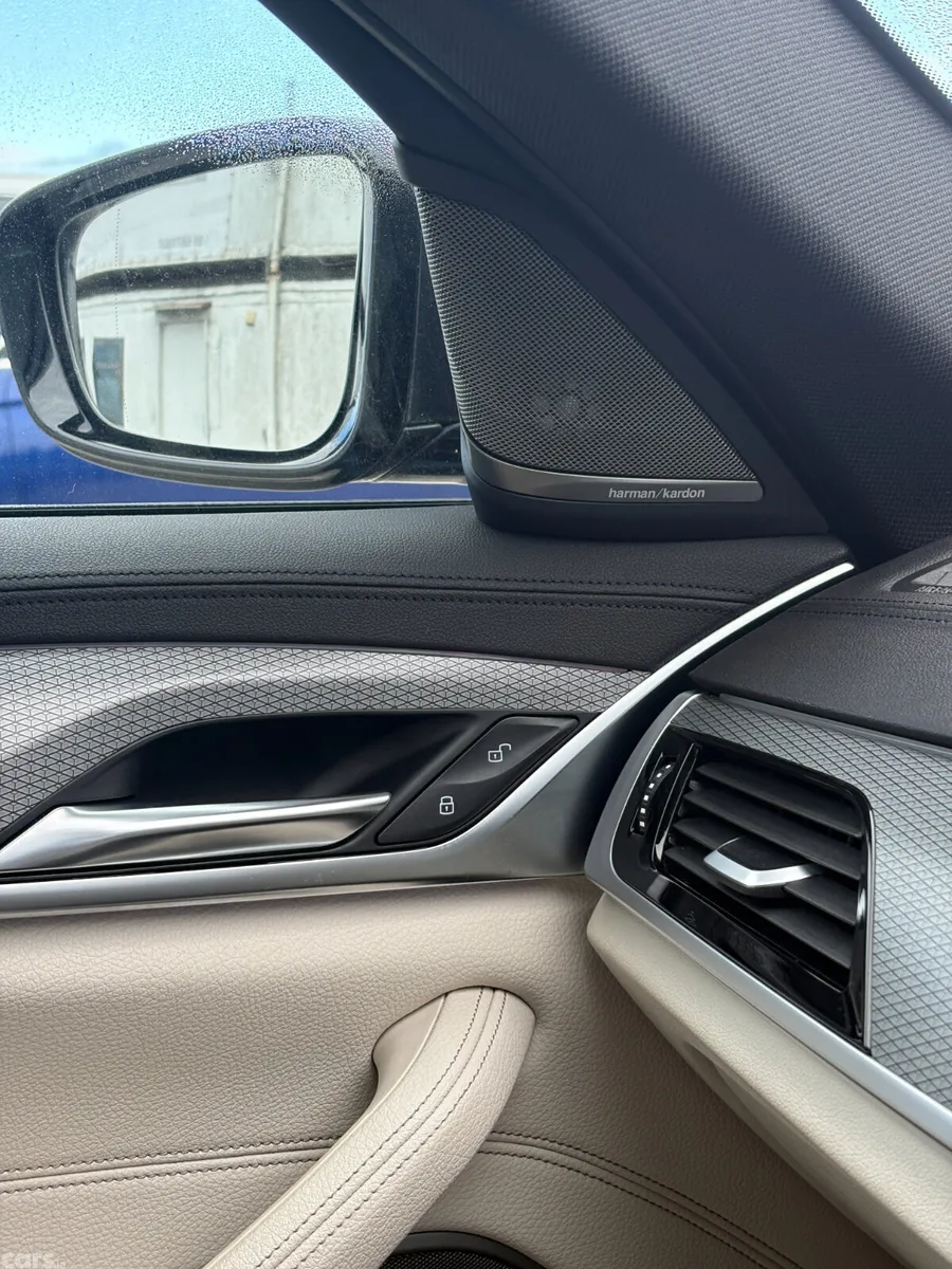 BMW 5-Series Saloon, Petrol Plug-in Hybrid, 2018, Grey
