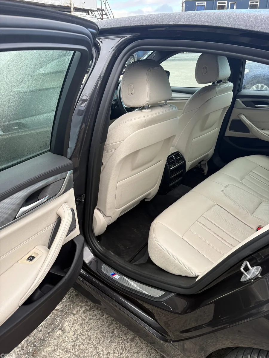 BMW 5-Series Saloon, Petrol Plug-in Hybrid, 2018, Grey