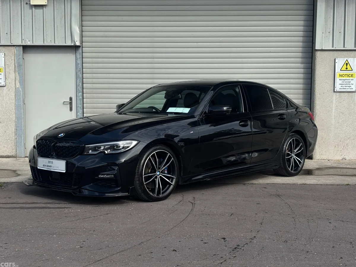 BMW 3-Series Saloon, Petrol, 2019, Black