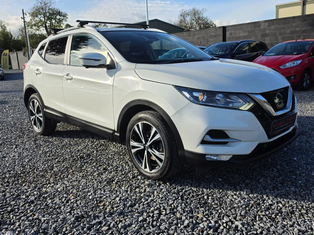Nissan Qashqai SUV, Petrol, 2017, White