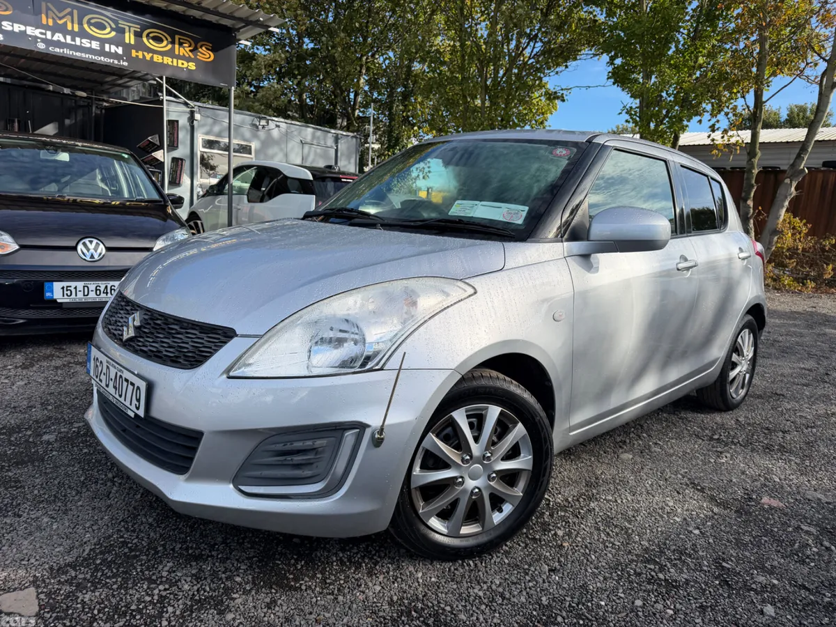 Suzuki Swift Hatchback, Petrol, 2016, Silver
