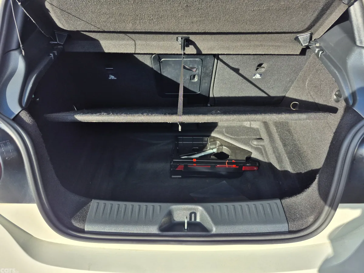 Mercedes-Benz A-Class Hatchback, Petrol, 2015, White