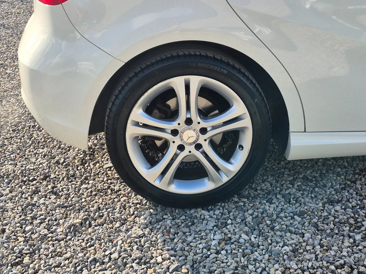 Mercedes-Benz A-Class Hatchback, Petrol, 2015, White