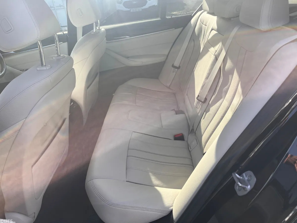 BMW 5-Series Saloon, Petrol Plug-in Hybrid, 2022, Black