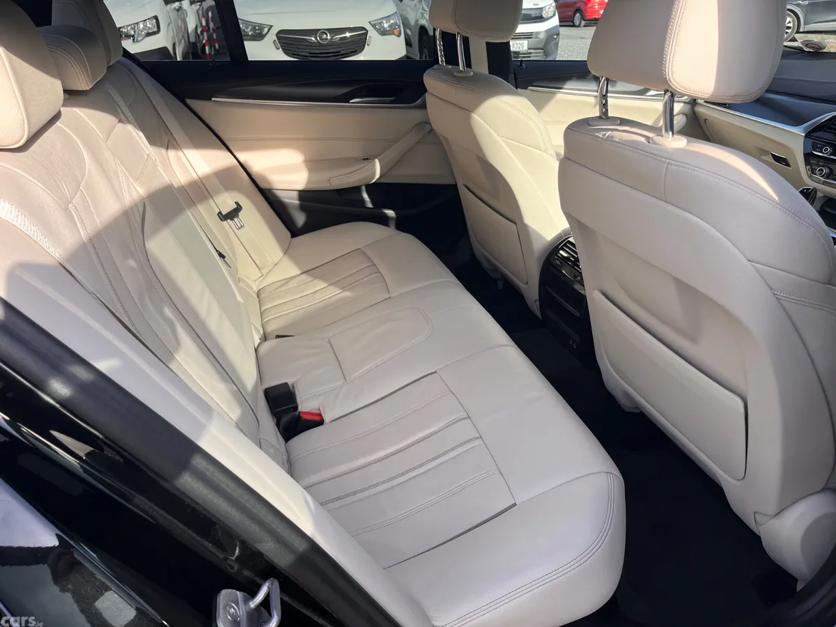 BMW 5-Series Saloon, Petrol Plug-in Hybrid, 2022, Black