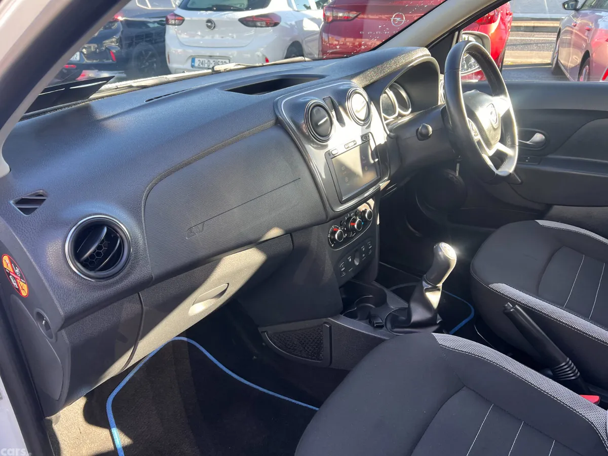 Dacia Sandero Stepway Hatchback, Diesel, 2018, White