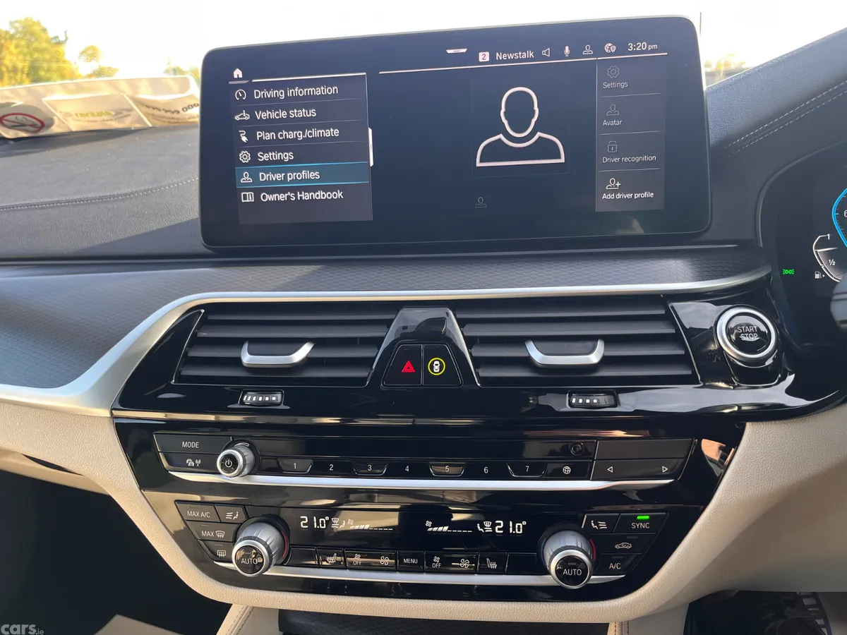 BMW 5-Series Saloon, Petrol Plug-in Hybrid, 2022, Black