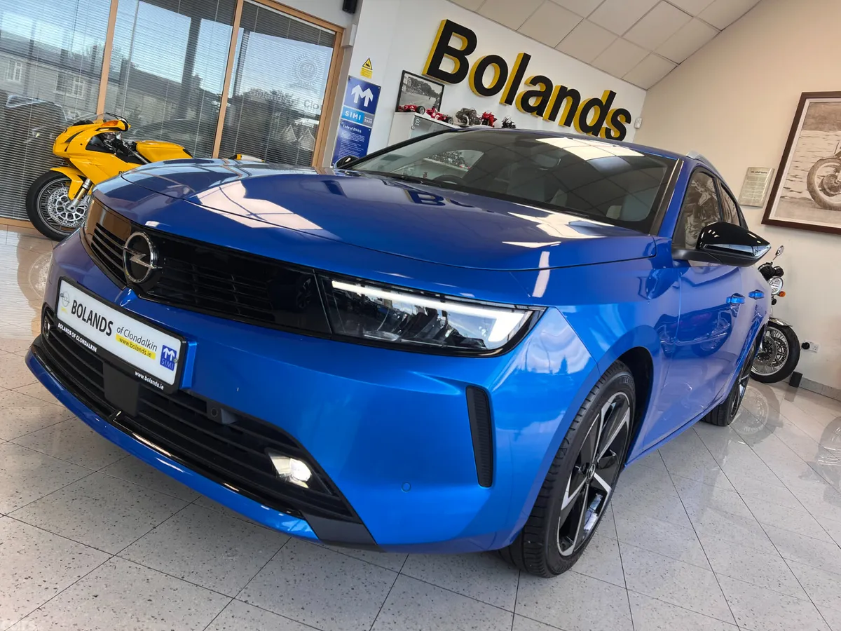 Opel Astra Estate, Diesel, 2024, Blue