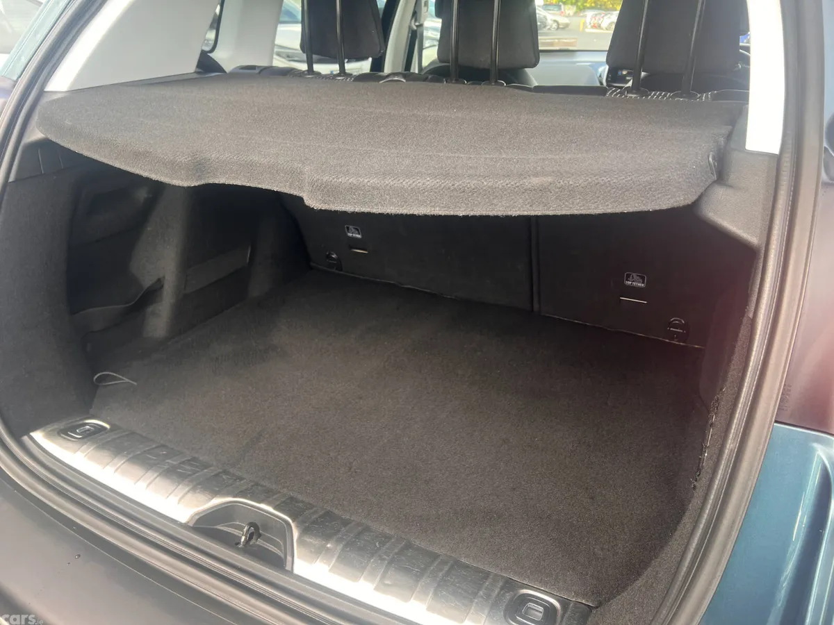 Peugeot 2008 SUV, Petrol, 2016, Green