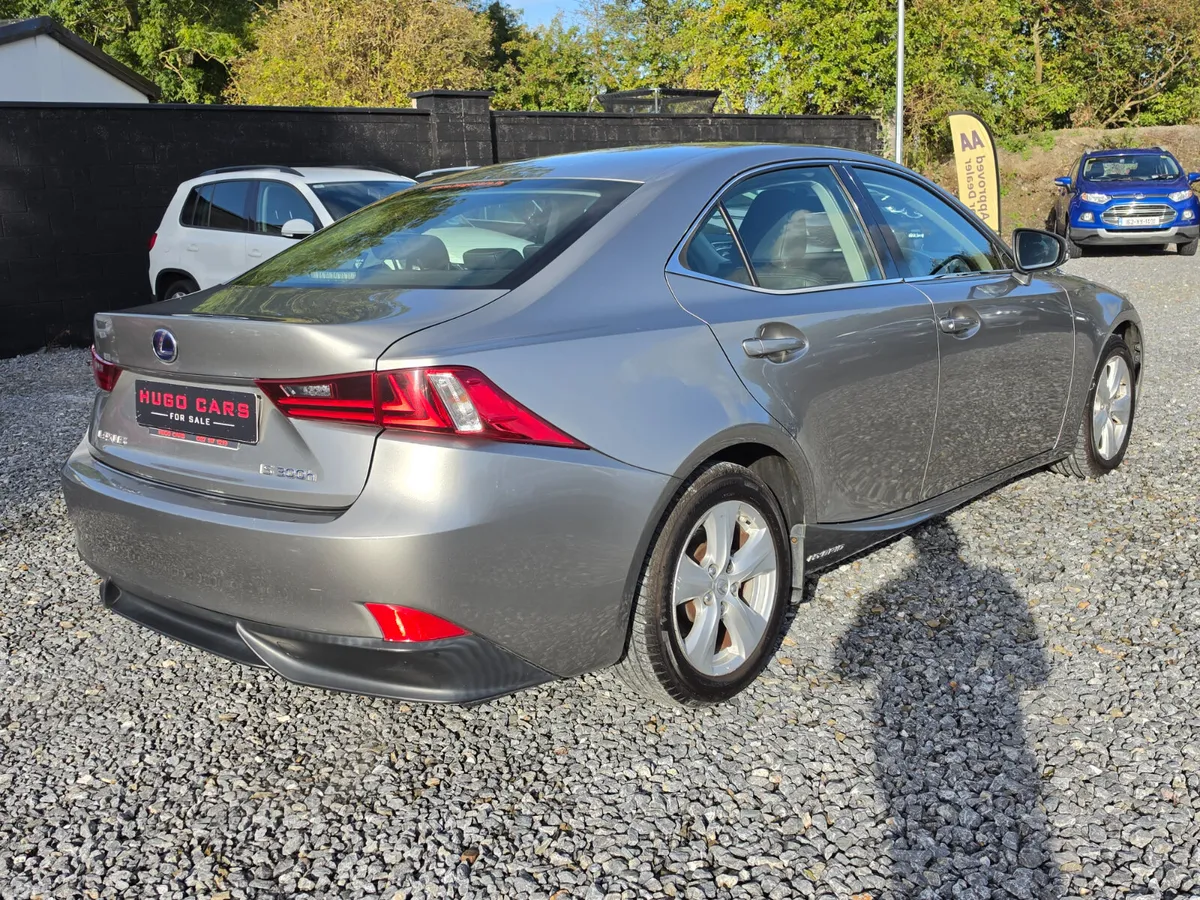Lexus IS Saloon, Petrol Hybrid, 2014, Silver