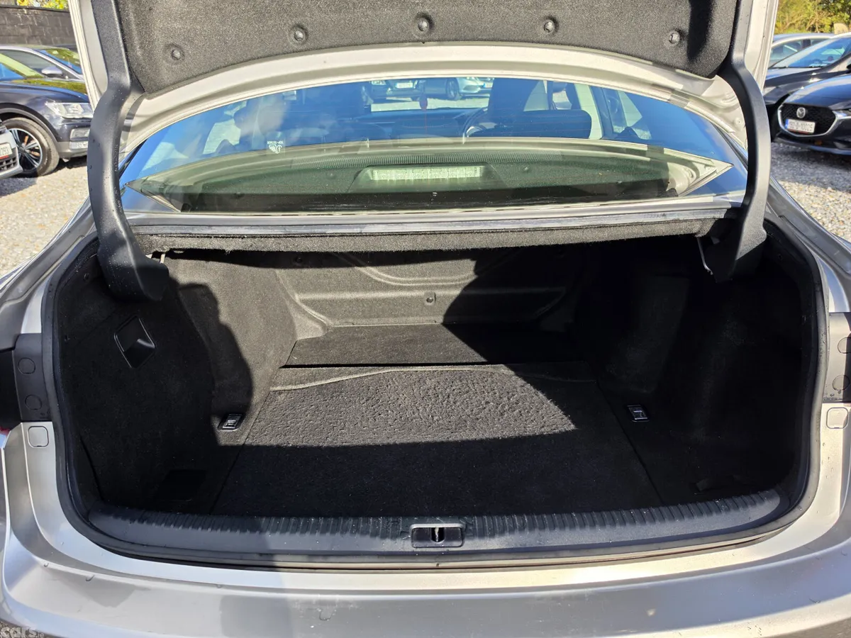 Lexus IS Saloon, Petrol Hybrid, 2014, Silver