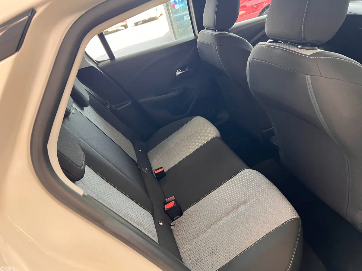 Opel Corsa Hatchback, Petrol, 2024, White