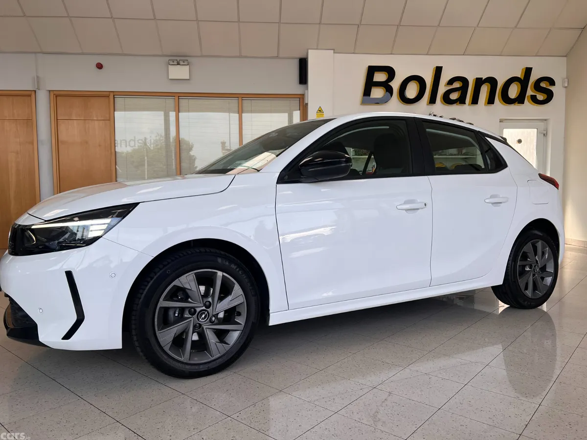 Opel Corsa Hatchback, Petrol, 2024, White