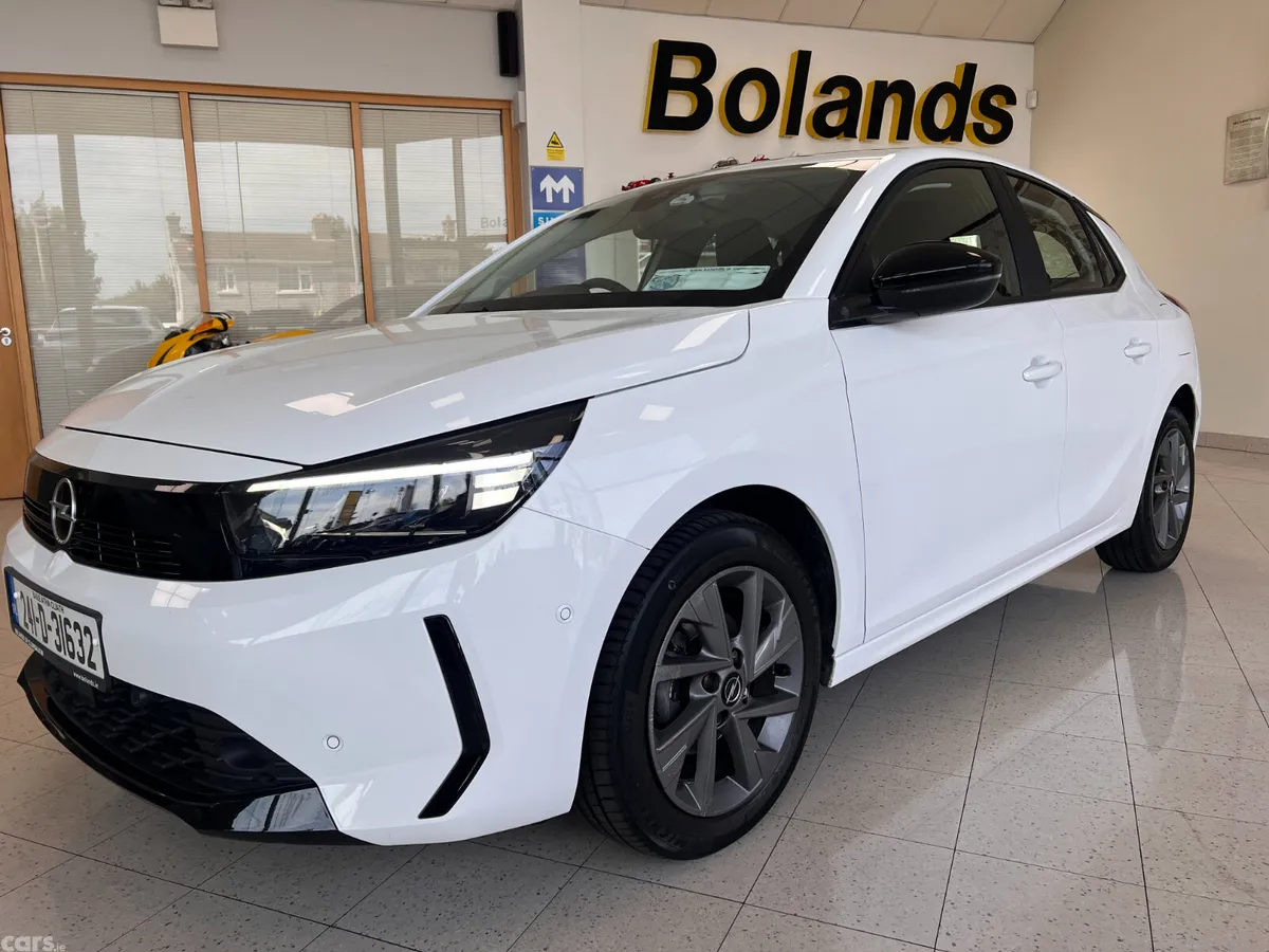 Opel Corsa Hatchback, Petrol, 2024, White