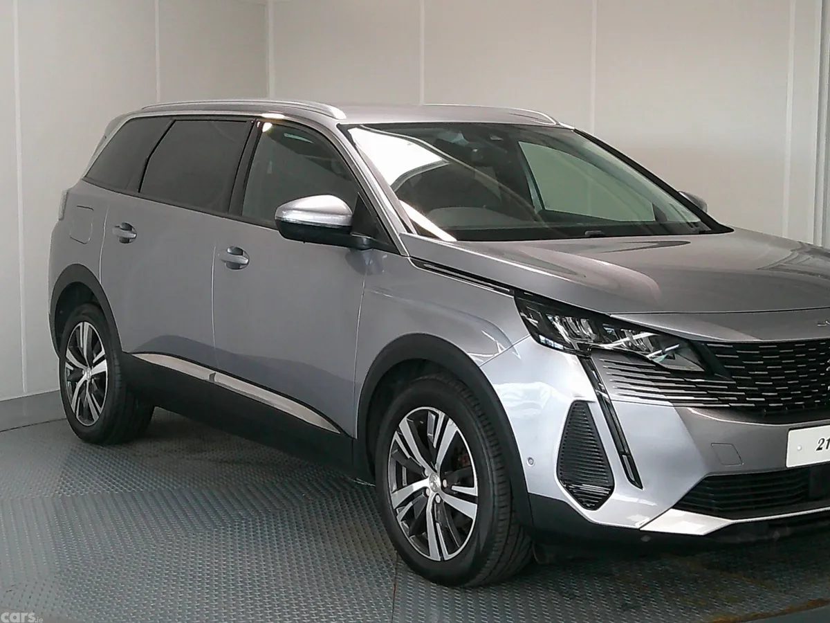 Peugeot 5008 SUV, Diesel, 2021, Grey