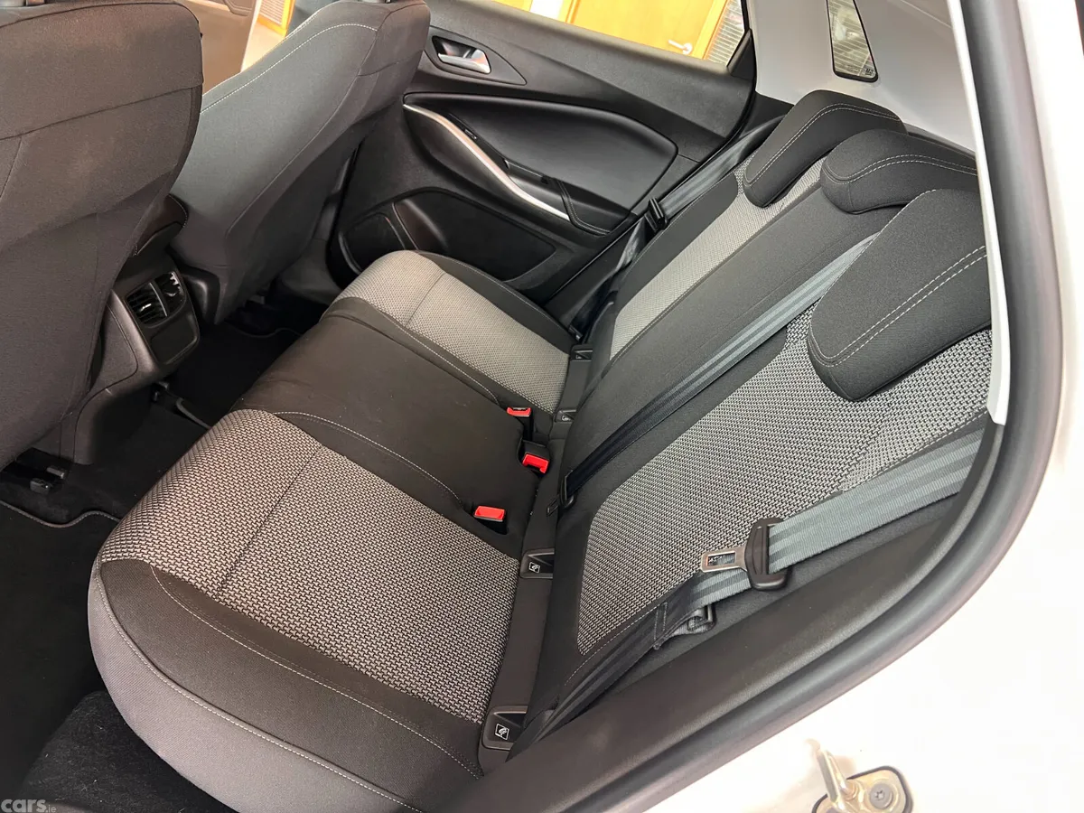 Opel Grandland X SUV, Diesel, 2024, White