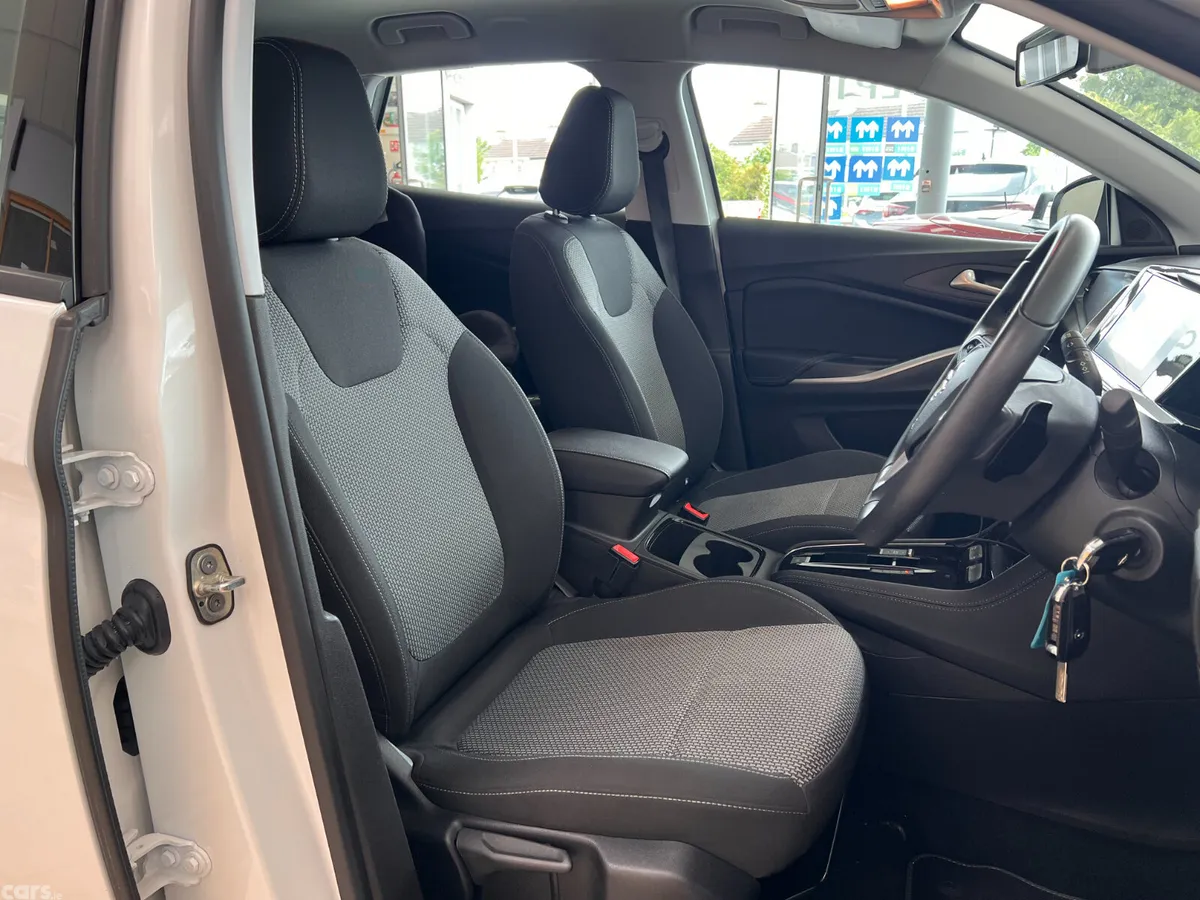 Opel Grandland X SUV, Diesel, 2024, White