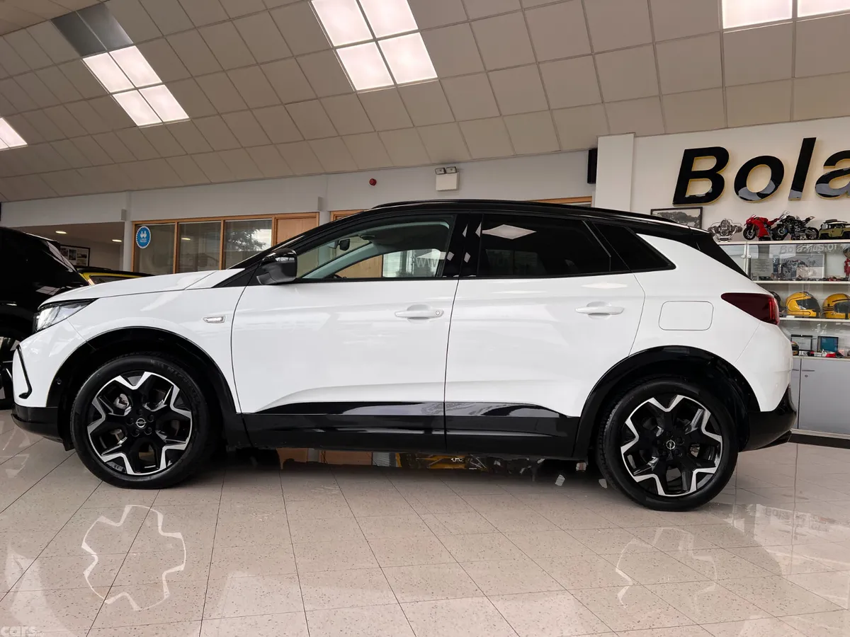 Opel Grandland X SUV, Petrol Plug-in Hybrid, 2024, White