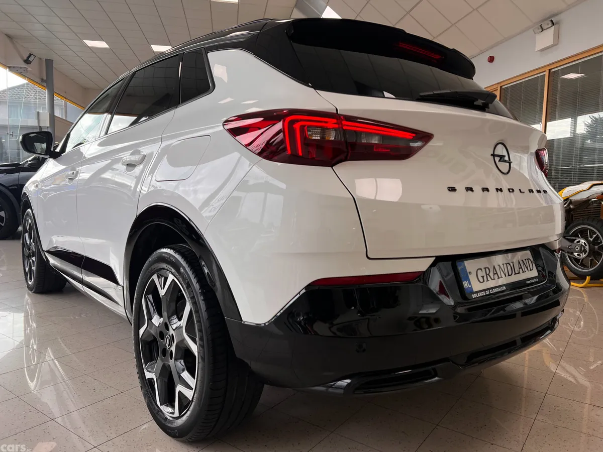 Opel Grandland X SUV, Petrol Plug-in Hybrid, 2024, White