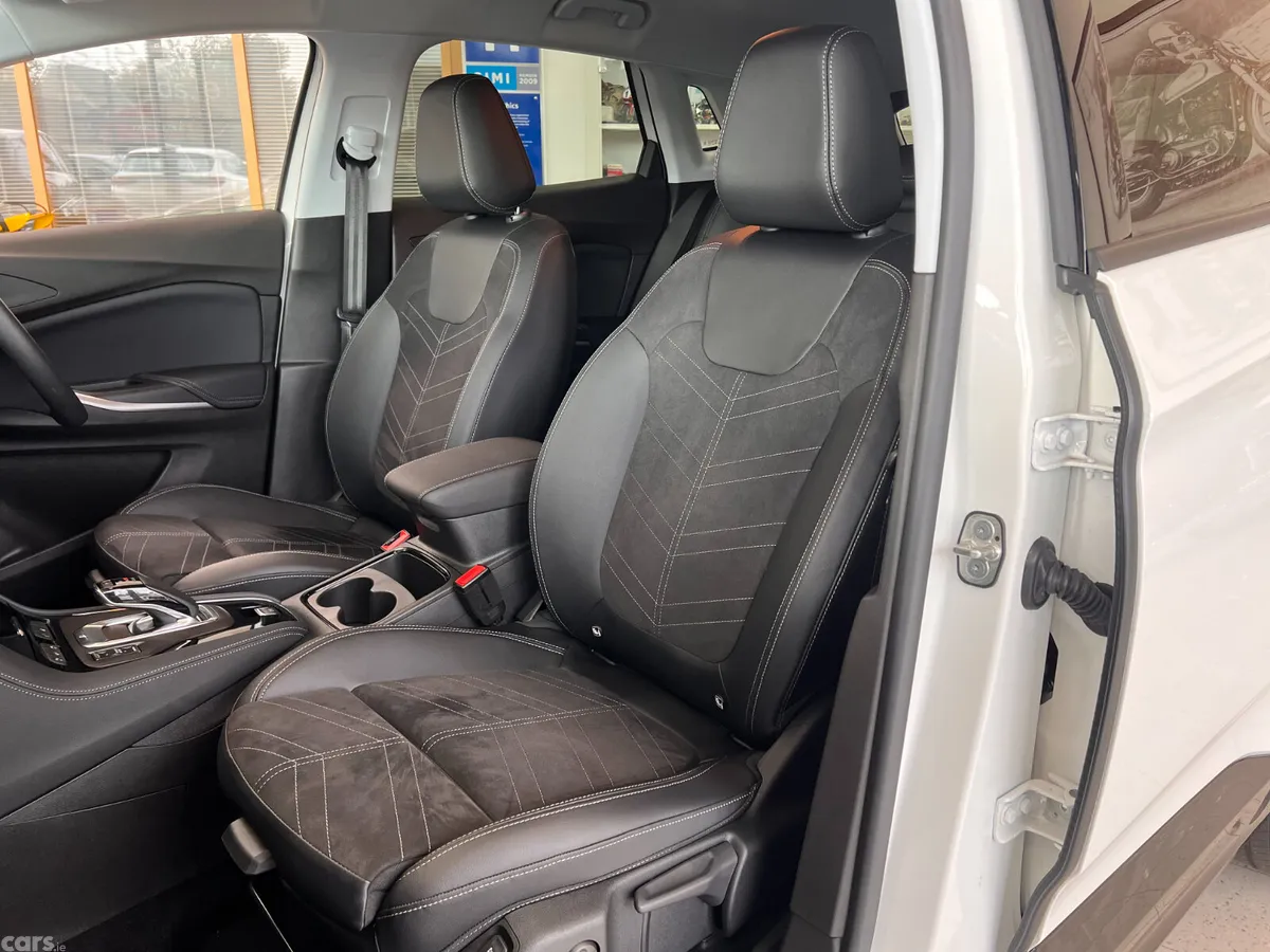 Opel Grandland X SUV, Petrol Plug-in Hybrid, 2024, White