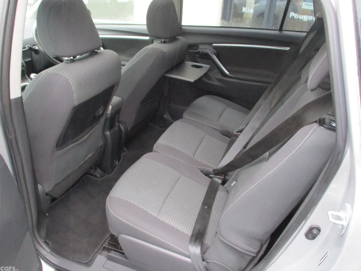 Toyota Verso MPV, Diesel, 2015, Silver