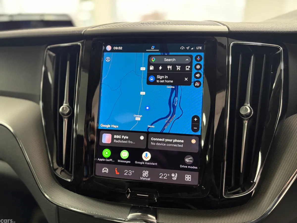 Volvo XC60 SUV, Petrol Hybrid, 2024, Grey