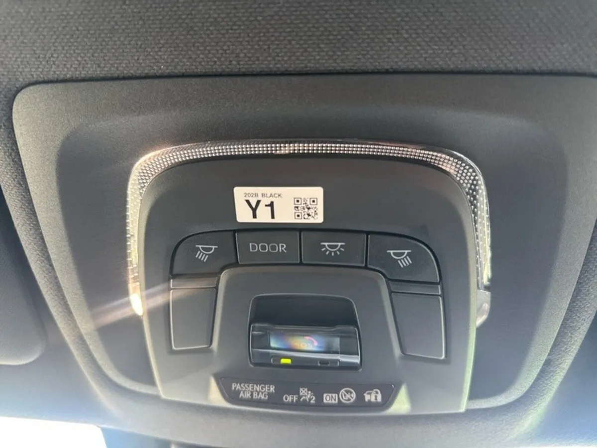 Toyota C-HR SUV, Petrol Hybrid, 2026, Blue