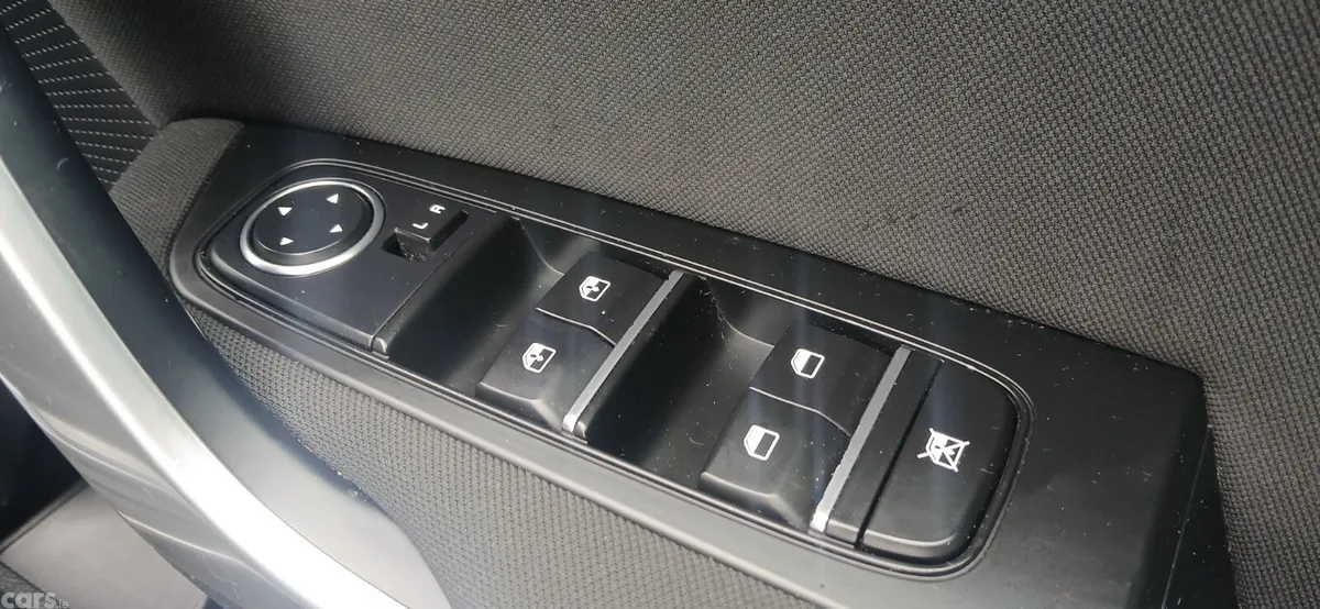 Kia Ceed Hatchback, Petrol, 2021, Grey