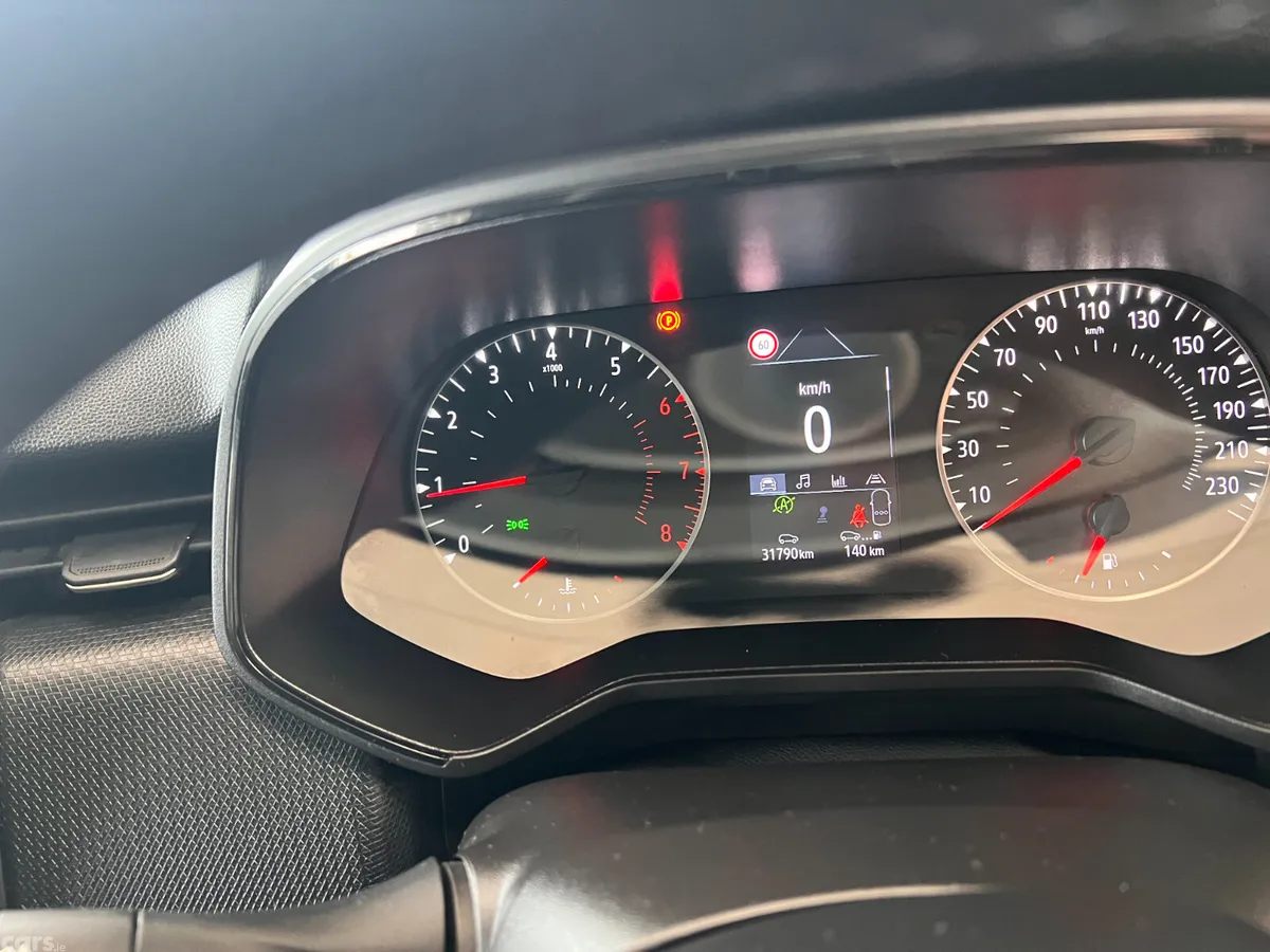 Renault Clio Hatchback, Petrol, 2023, Grey