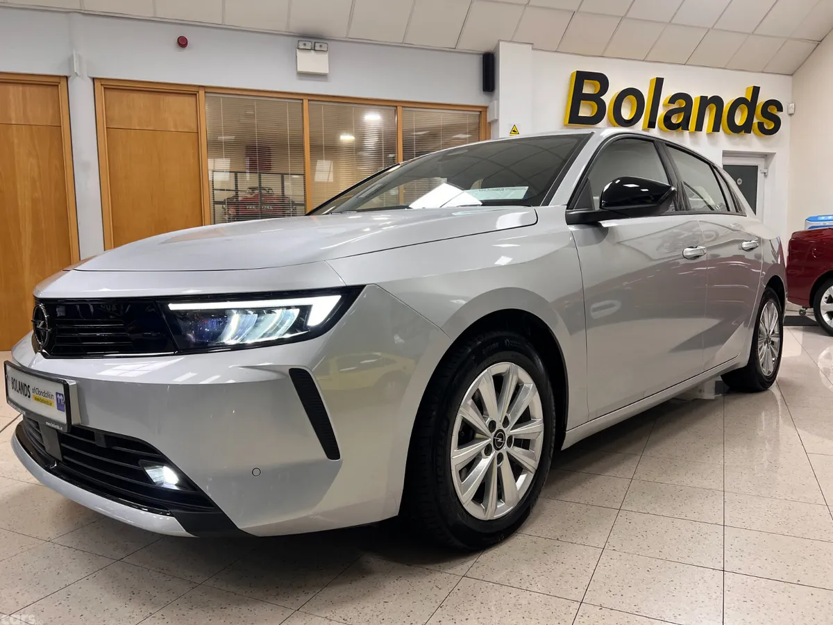Opel Astra Hatchback, Diesel, 2024, Grey