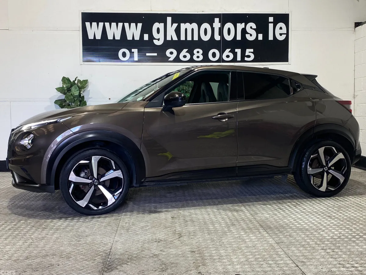 Nissan Juke SUV, Petrol, 2020, Brown