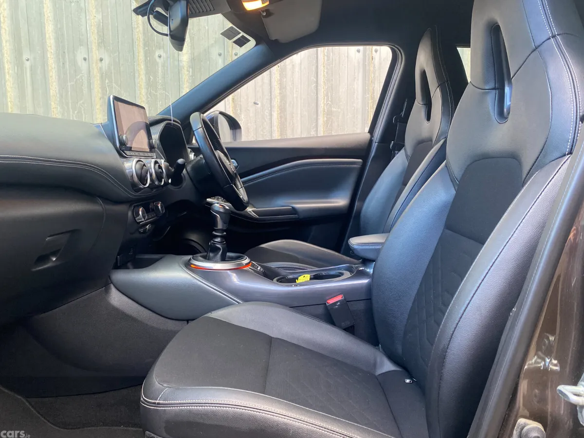 Nissan Juke SUV, Petrol, 2020, Brown