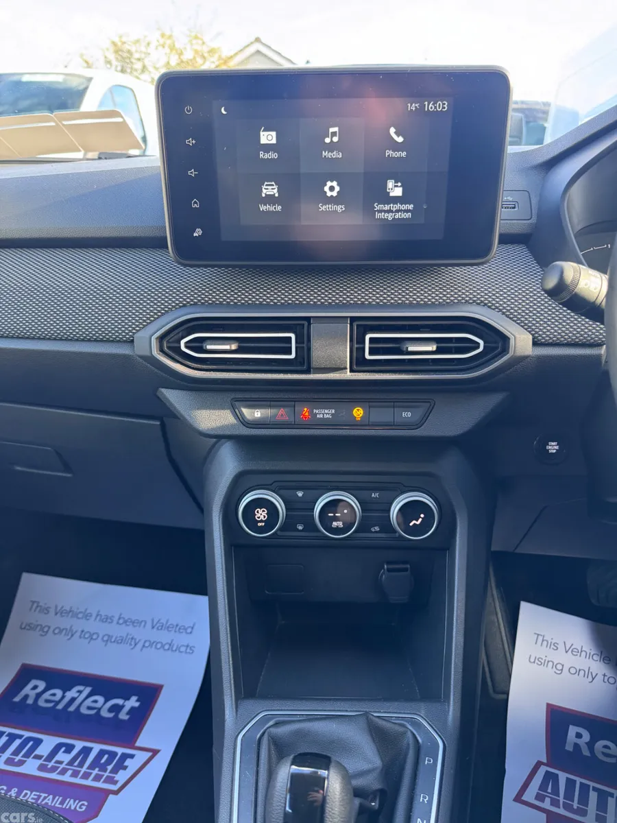 Dacia Jogger MPV, Petrol, 2024, Black