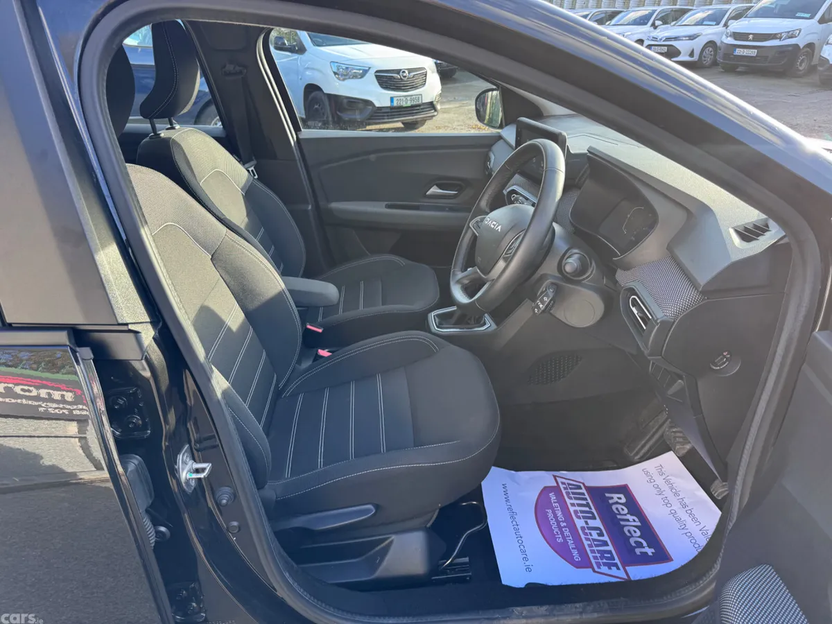 Dacia Jogger MPV, Petrol, 2024, Black