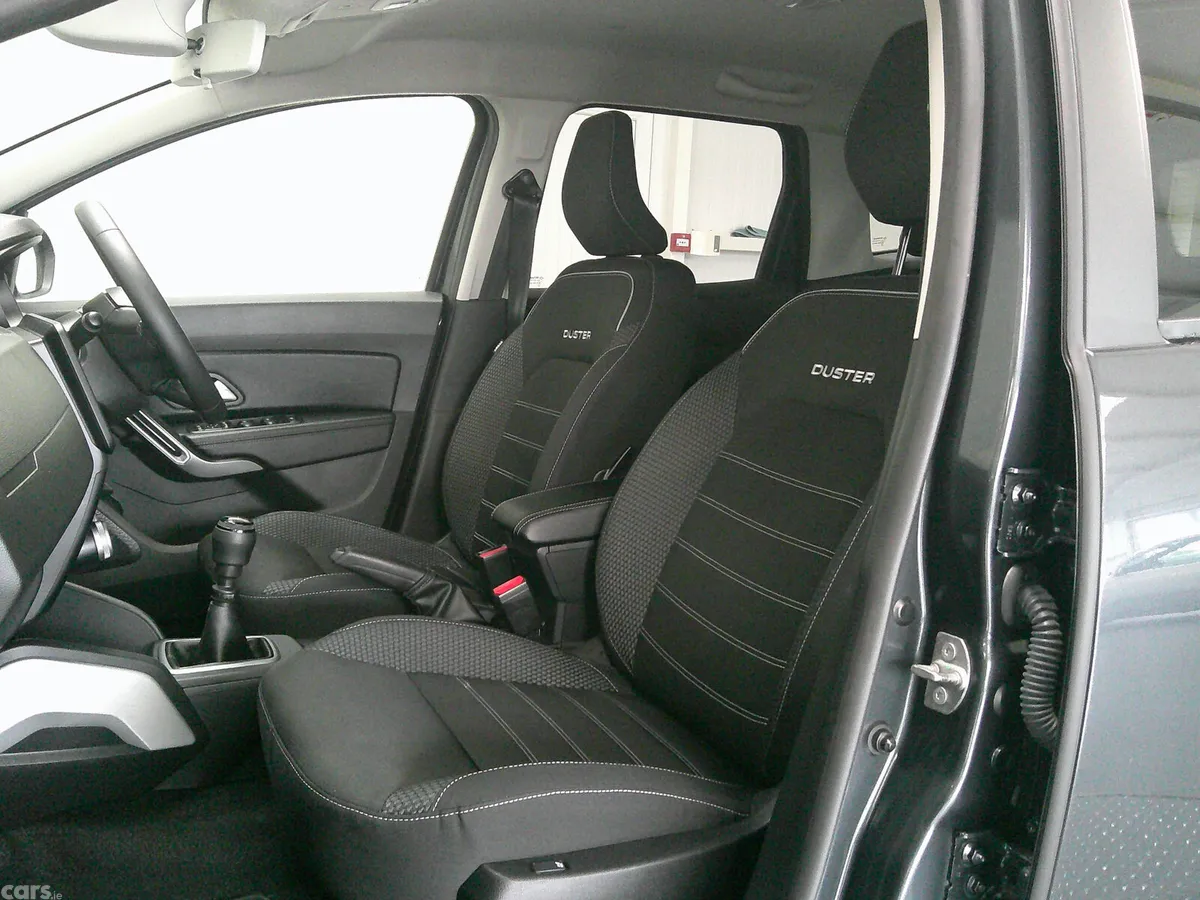 Dacia Duster SUV, Diesel, 2024, Grey