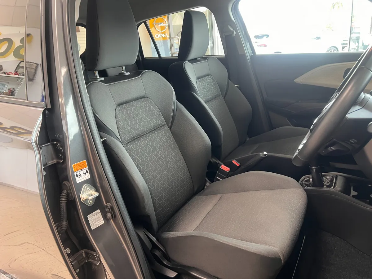 Suzuki Swift Hatchback, Petrol Hybrid, 2024, Grey