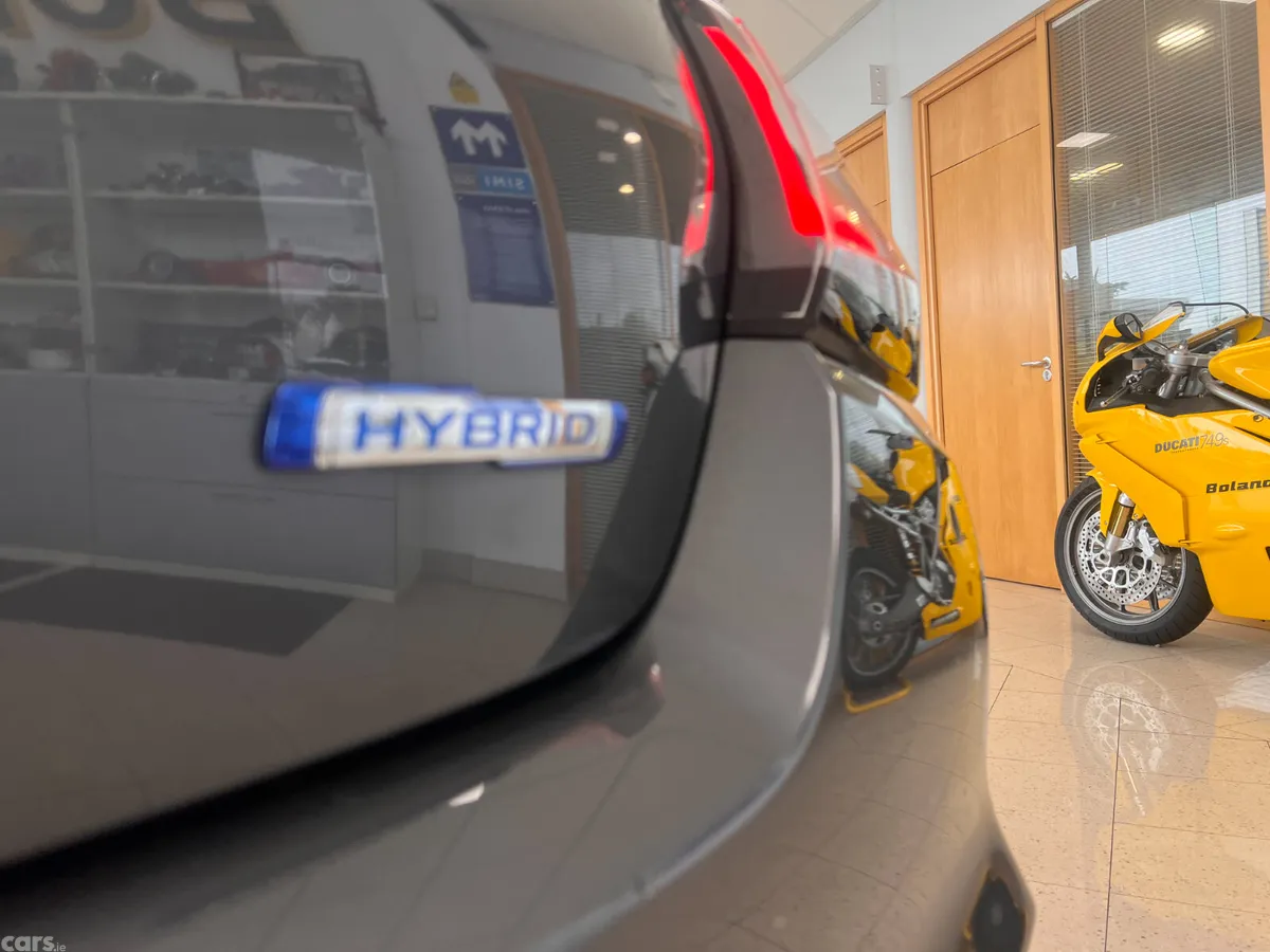 Suzuki Swift Hatchback, Petrol Hybrid, 2024, Grey