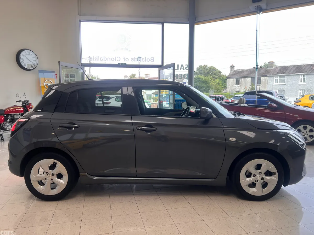 Suzuki Swift Hatchback, Petrol Hybrid, 2024, Grey