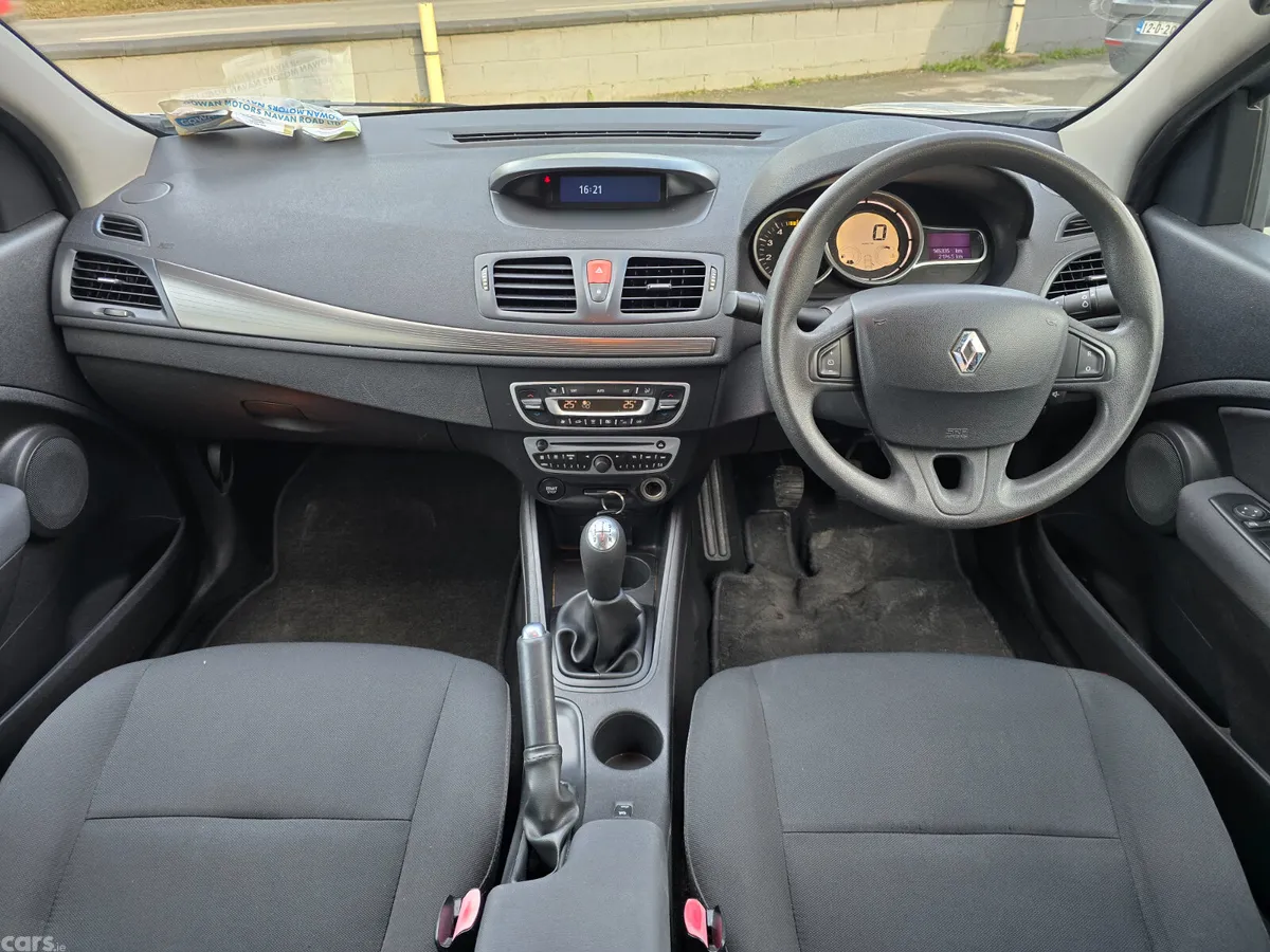 Renault Fluence Saloon, Diesel, 2011, Silver