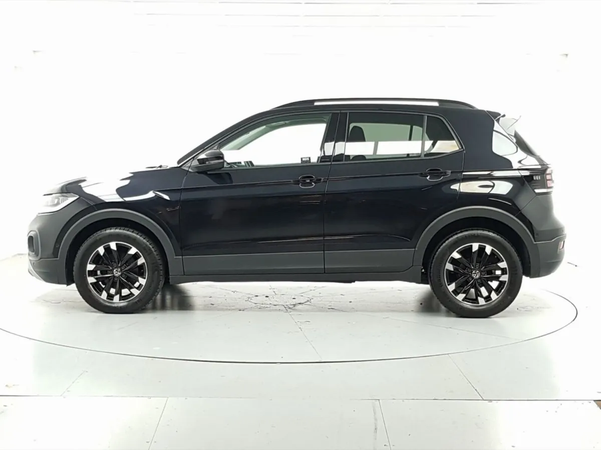 Volkswagen T-Cross Hatchback, Petrol, 2021, Black